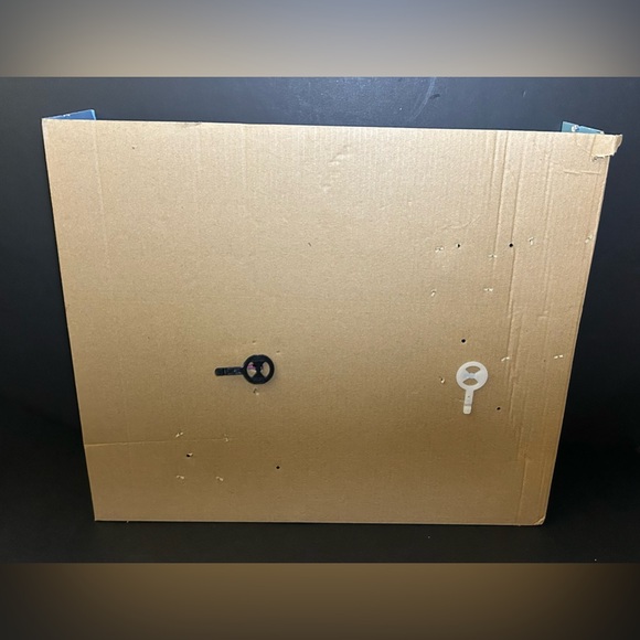 Polly Pocket Rainbow Funland Theme Park Playset - Picture 6 of 8